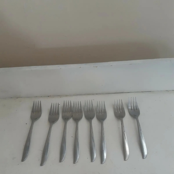 Vintage Lot Of 8 Forks Duchess Stainless - Picture 6 of 8